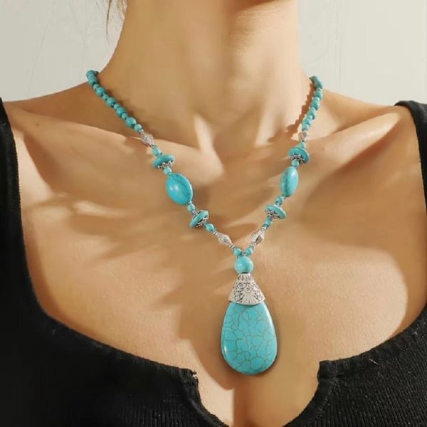 Long teardrop-shaped natural turquoise pendant necklace ethnic style